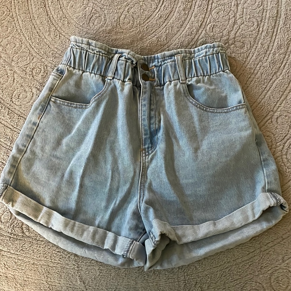 Forever 21 Light Wash Denim Shorts